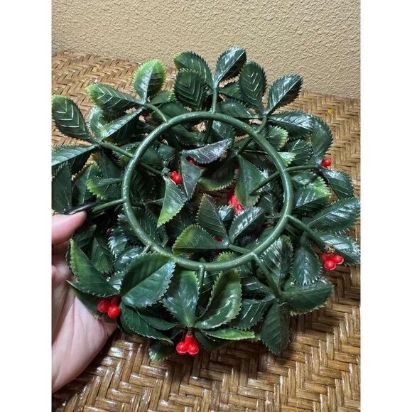 Vintage 70's Artificial Holly Candle Ring / Small Wreath With Red Berries - Picture 1 of 5
